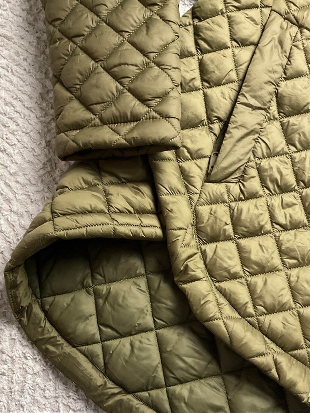 Athleta Olive Whisper Featherless Puffer Jacket Women’s Size Large - Picture 4 of 16